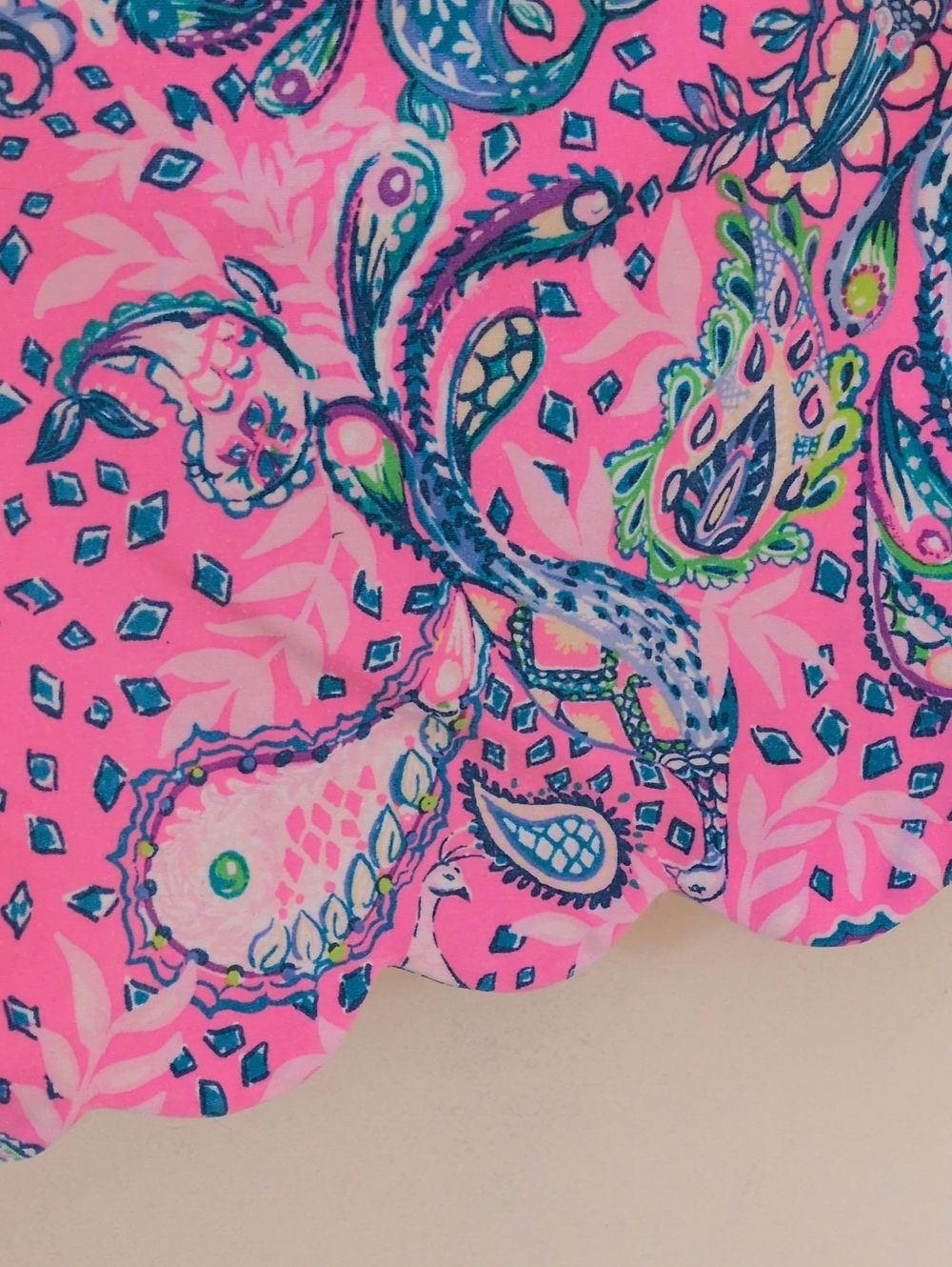 Lilly Pulitzer Buttercup Scallop Shorts 12 - Picture 14 of 16
